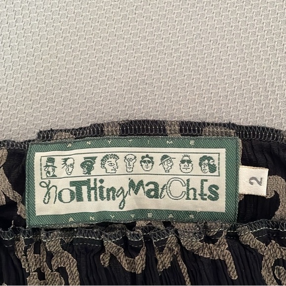 Vintage Nothing Matches Mixed Pattern
Art To Wear Midi Skirt Size S/M - Picture 3 of 7